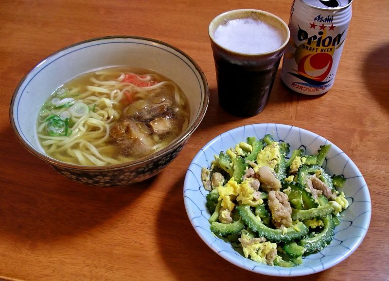 bữa ăn hàng ngày của người Okinawa